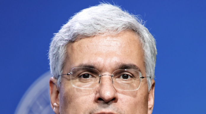 Ministrul Pîslaru face sesiune live pe Facebook pe Legea salarizării, după ce proiectul a fost respins de sindicate