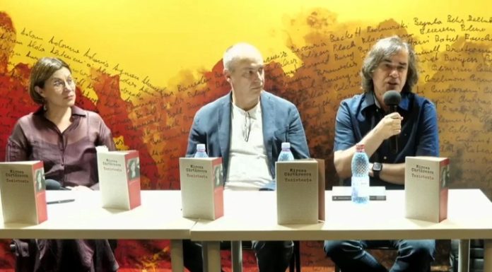 Bookfest – Mircea Cărtărescu a lansat „Texistenţa”: „A ieşit una dintre cele mai bune cărţi pe care eu le-am scris vreodată. Este un autoportret al meu cu o carte în mână”