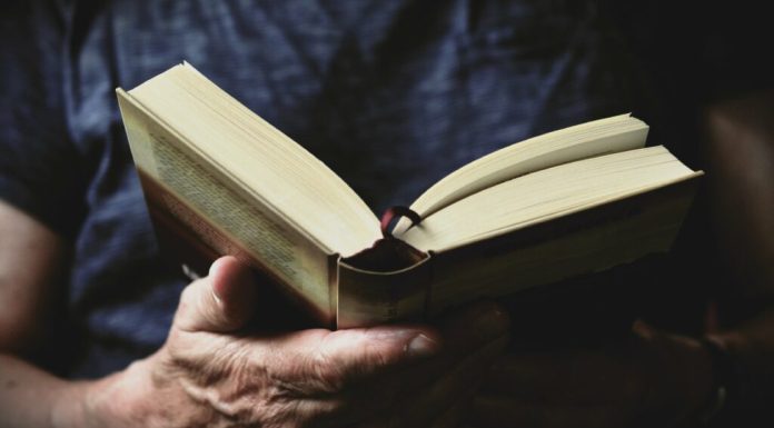 Operațiunea „Pușkin”: cum au dispărut cărți rare din bibliotecile franceze