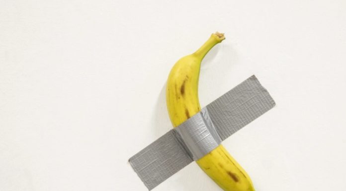 Banana dintr-o lucrare a lui Maurizio Cattelan a fost furată de la Centrul Pompidou-Metz