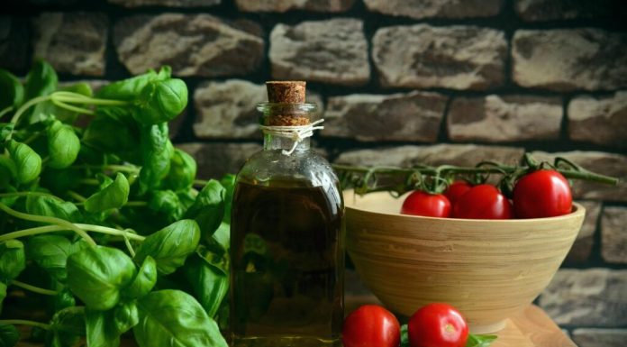 „De la provocări la soluții – alimente sigure pretutindeni”: Ziua Mondială a Siguranței Alimentare
