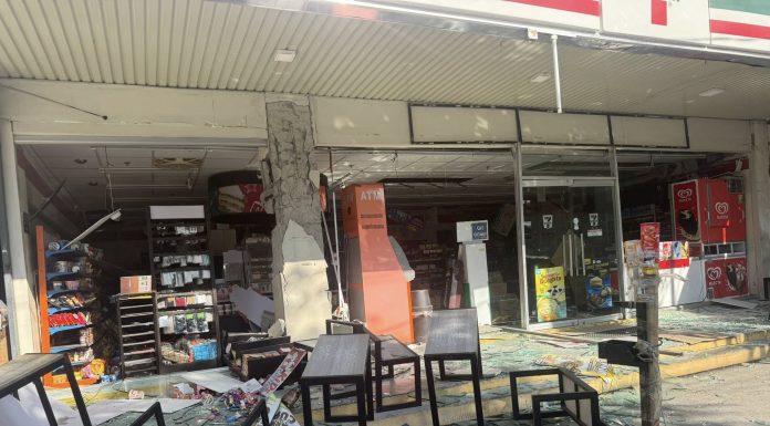 Cel puţin 32 de morţi în cutremurul din Filipine, potrivit celui mai recent bilanţ. Alerta de tsunami a fost ridicată, dar supravieţuitorii povestesc că au trăit momente de groază