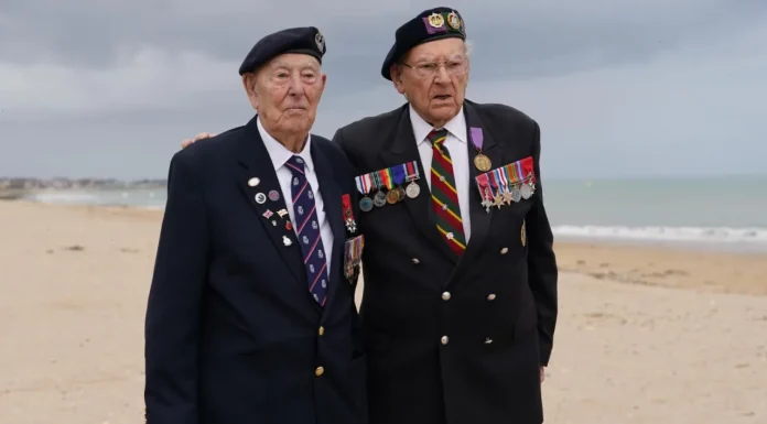 BBC: Veteranii Zilei Z comemorează 82 de ani de la Debarcarea din Normandia. Alte 98 de nume au fost adăugate pe Memorialul Britanic
