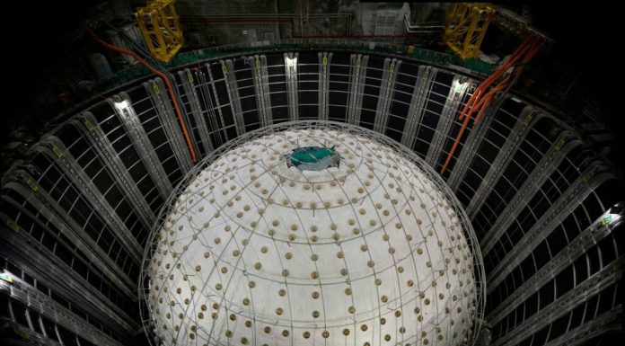 Un detector ascuns în adâncurile Pământului dezvăluie secrete despre cele mai enigmatice particule din Univers