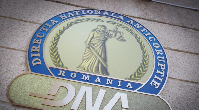 Zeci percheziții într-un dosar de evaziune fiscală în domeniul curieratului, cu prejudiciu estimat la 50 de milioane de lei