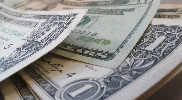 Inflația din SUA, cel mai rapid ritm de creștere din ultimii trei ani. Prețul benzinei s-a majorat cu 40%