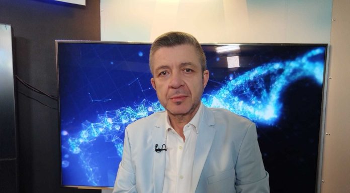 Dr. Toni Popescu (Sanitas): Este anormal să scazi salariile oamenilor. Mandatul este foarte clar: dacă nu reuşim, urmează greva generală/ Noi ne dorim negociere, stăm la masa discuţiilor zi şi noapte, sunt convins că aceste lucruri se pot rezolva