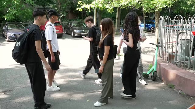 BAC 2025, proba de competențe. Ce au avut de făcut elevii la proba orală. Subiectele seamănă cu cele de acum zeci de ani