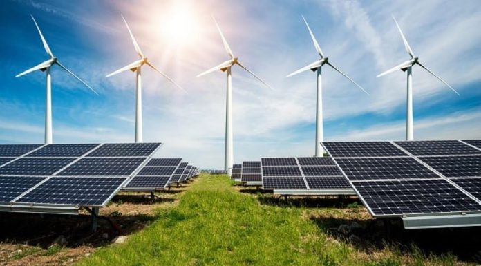 FOTO Premieră în România: Investitori israelieni pregătesc un proiect de stocare a energiei cu aer în caverne de sare