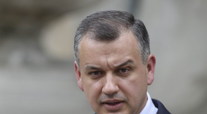 Eugen Tomac și-a prezentat programul de guvernare al României în presa străină. Ce a spus despre raportul anulării alegerilor
