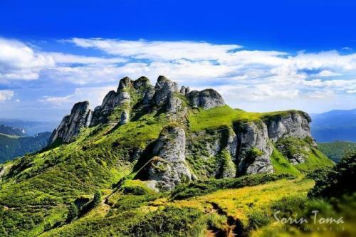 Fabuloasa Românie. Traseu de vară în Munţii Ciucaş: Cheia – Cabana Ciucaş – Şaua Tigăilor