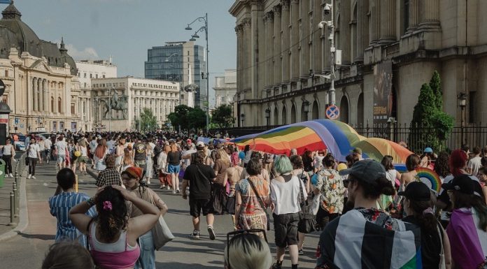 Marşul Bucharest PRIDE 2026 va avea loc în 13 iunie – COJO, Flamenco Queer şi Pakita – vedeta RuPaul's Drag Race Spania, pe scena din Parcul Izvor