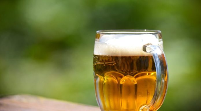 Bere veche de peste 2.000 de ani, descoperită de arheologii din China. Ce gust are băutura