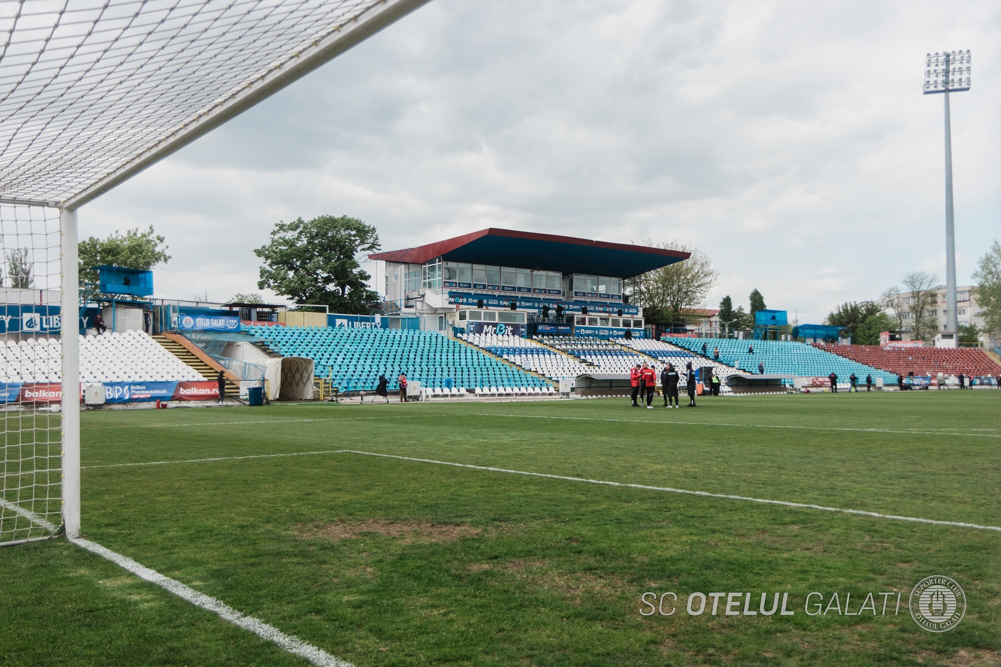 Primăria Galaţi vrea să preia stadionul Oţelul, în contul datoriilor Combinatului siderurgic Liberty. Preţul de pornire este de 3,5 milioane de euro