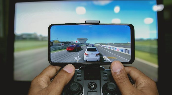Cum folosești abonamentele Game Pass, PlayStation Plus și Nintendo Switch Online