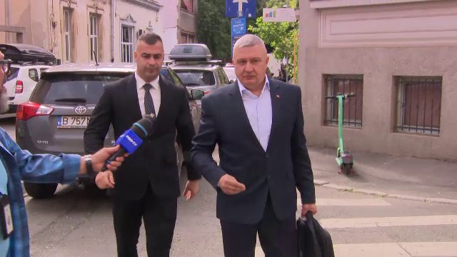 Trei generali sunt în atenția anchetatorilor în dosarul șefului Armatei. Cum ar fi fost influențate locurile la buget
