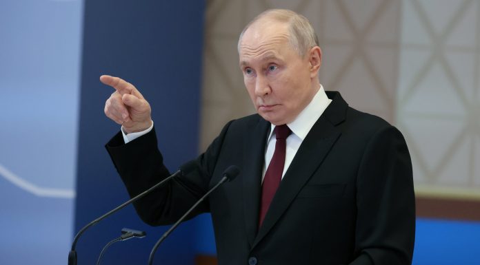 Ucraina a atacat Rusia chiar în ajunul încheierii forumului economic al lui Vladimir Putin. Explozii semnalate