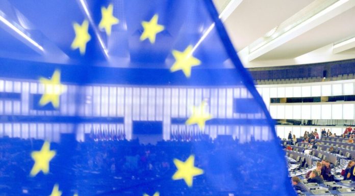 UE vrea să înființeze centre de deportare în afara granițelor sale. Când și unde ar putea să apară