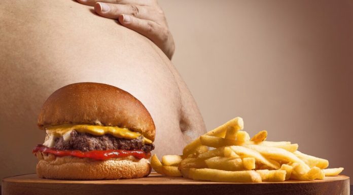 Avertismentul unui nutriționist: Grăsimile pe care le mâncăm „ne lovesc” drept în inimă