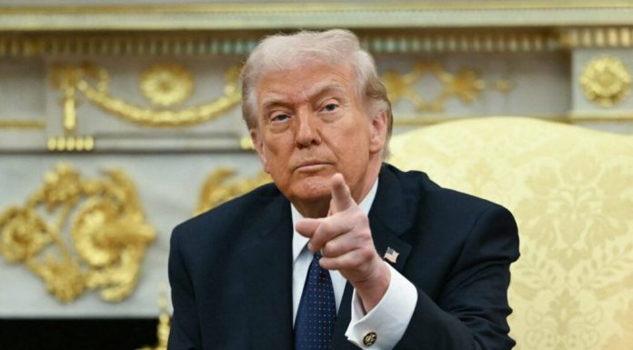 Trump anunță că SUA vor ataca Iranul „foarte dur” în această seară