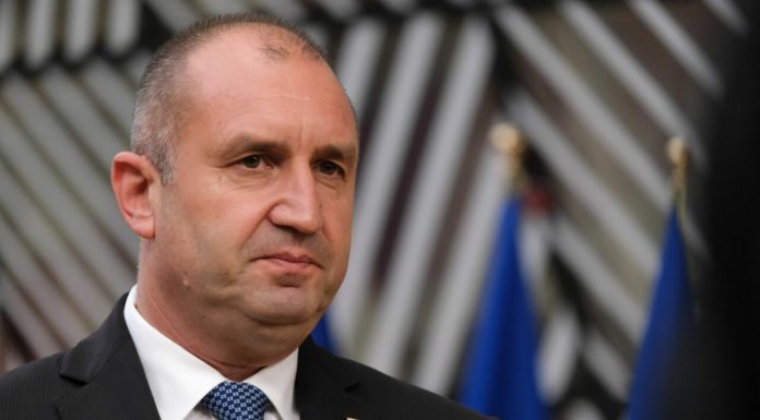 Bulgaria va înceta să mai furnizeze arme Ucrainei, anunță guvernul lui Rumen Radev