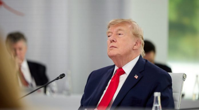 Trump va cere companiilor americane să producă, sub licență, rachete de apărare antiaeriană în Europa și Ucraina