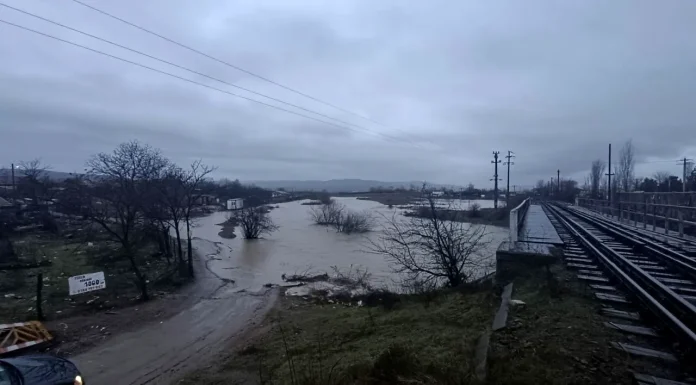 Cod galben de inundații în centrul și sudul țării. Care sunt județele cele mai afectate