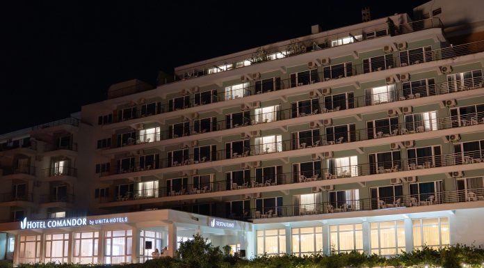 FOTO Unul din cei mai mari hotelieri români anunță investiții de 11 milioane de euro și un rebranding