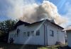 Prahova: Zeci de copii, evacuaţi dintr-o grădiniţă după ce acoperişul imobilului a luat foc