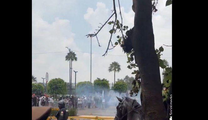 Violențe înaintea meciului de deschidere al Cupei Mondiale. Zeci de protestatari și polițiști, implicați în confruntări la stadionul Azteca