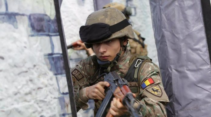 Se întoarce armata obligatorie? Semnalul de alarmă tras de un general NATO: „Dacă acest test eșuează, clasa politică trebuie să decidă”
