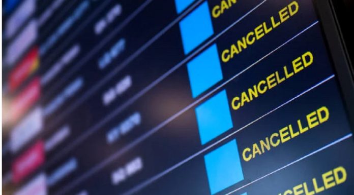 Haos pe aeroporturile din România: numărul zborurilor anulate a explodat. UE anunță că pasagerii își primesc despăgubirile