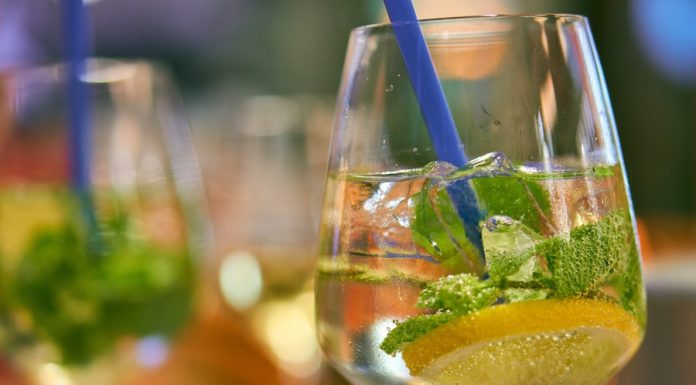 Tipurile de cancer strâns legate de consumul de alcool. Nu există o „cantitate sigură”, iar mitul „unui pahar pe zi” este fals