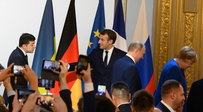De ce evită UE să pună un român la masa tratativelor cu Rusia. Explicația neașteptată a unui expert în negocieri
