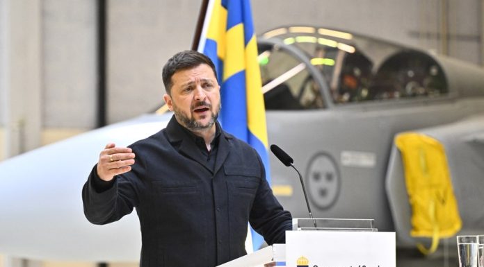 „Este cea mai rapidă cale”. Zelenski se declară deschis unui armistițiu pe actualul front