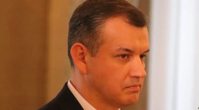 N. Dan, Tomac și ecuația cu rezultat unic – AUR