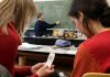 De ce ar trebui să fie interzise complet telefoanele pe toata durata școlii? 10 argumente!
