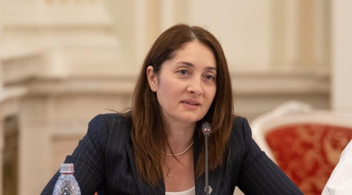 USR acuză PSD și partidele „extremiste proruse” că au blocat extinderea protecției pentru avertizorii de integritate din justiție