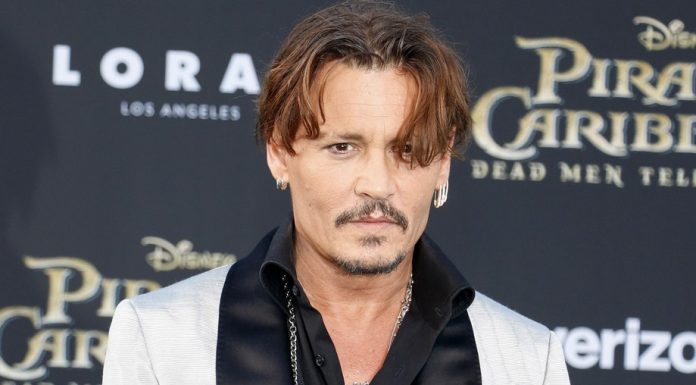 Ce s-a întâmplat cu dinții lui Johnny Depp și cum i-au afectat rolurile și viața. Actorul spune că nu regretă: „Sunt alegerile mele”