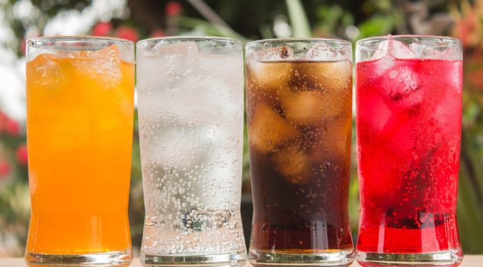 „Moartea lichidă” din dieta adulţilor şi copiilor deopotrivă. Avertismentul unui medic cu privire la băuturile aparent inofensive