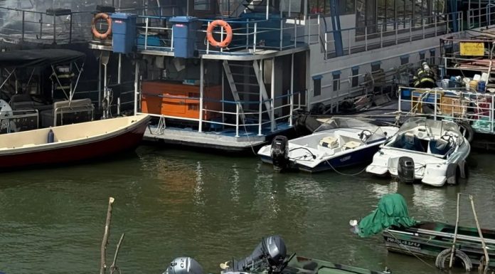 Un cargo sub pavilion Panama a lovit un ponton de pasageri la Tulcea. Cum s-a produs incidentul