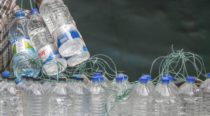 Sticlele vor fi interzise pe stadioanele care găzduiesc meciurile Campionatului Mondial