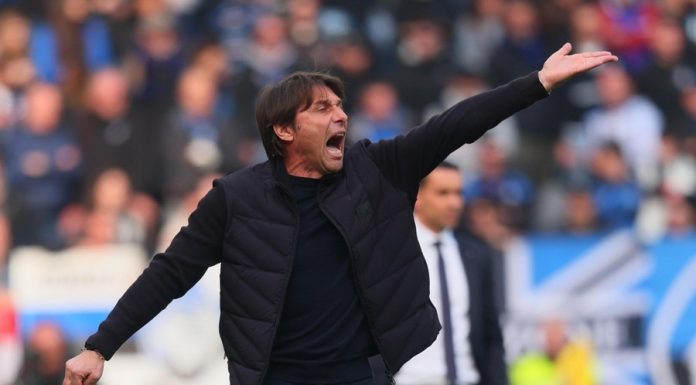 Napoli are o variantă pentru a-l înlocui pe Antonio Conte