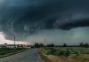 Alertă meteo extremă în Ilfov. Cod roșu de furtuni și grindină