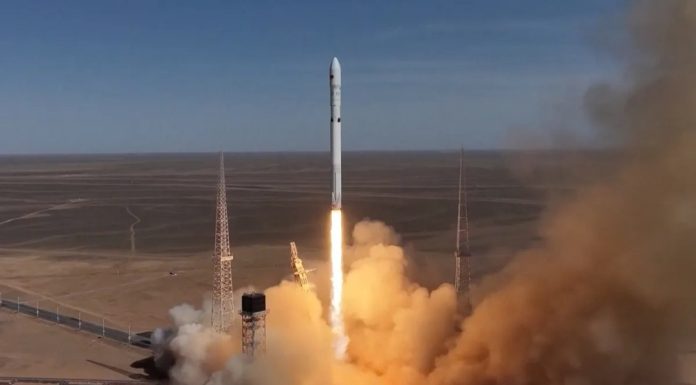 Long March-12B, racheta chineză comparată cu Falcon 9, a fost lansată pe neașteptate