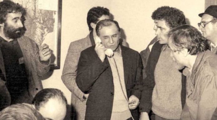 Secretele MAE de după 1989. Istoricul Cosmin Popa: „Ion Iliescu a guvernat prin război hibrid înainte ca acesta să fie inventat oficial”