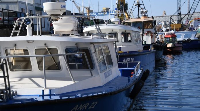 Traficul naval, reluat după aproximativ şapte ore de la suspendarea cauzată de explozia dronei maritime ajunse în Portul Constanţa
