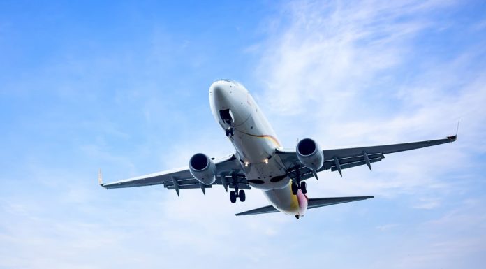 UE transmite un mesaj de calm după scumpirea kerosenului. Ce spune comisarul pentru transporturi
