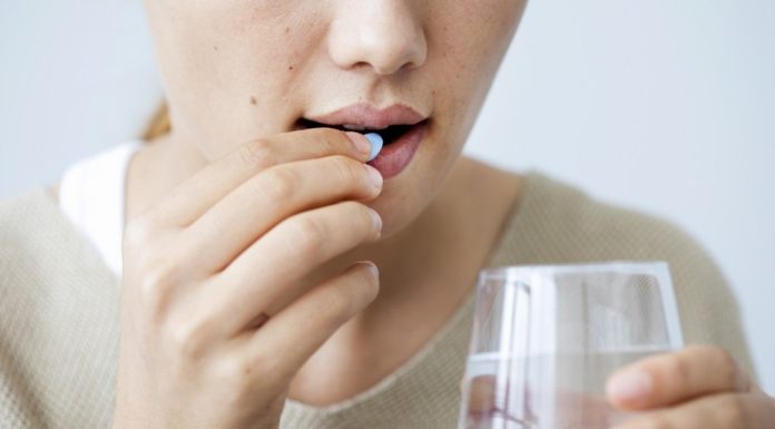 Un antiinflamator luat frecvent pentru dureri articulare poate avea riscuri serioase. Milioane de oameni îl iau