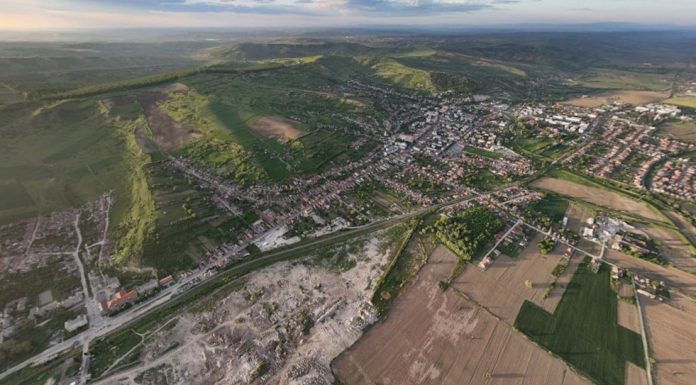Cum a dispărut combinatul chimic din Târnăveni. Avea mii de angajați, dar transformase orașul într-o zonă toxică